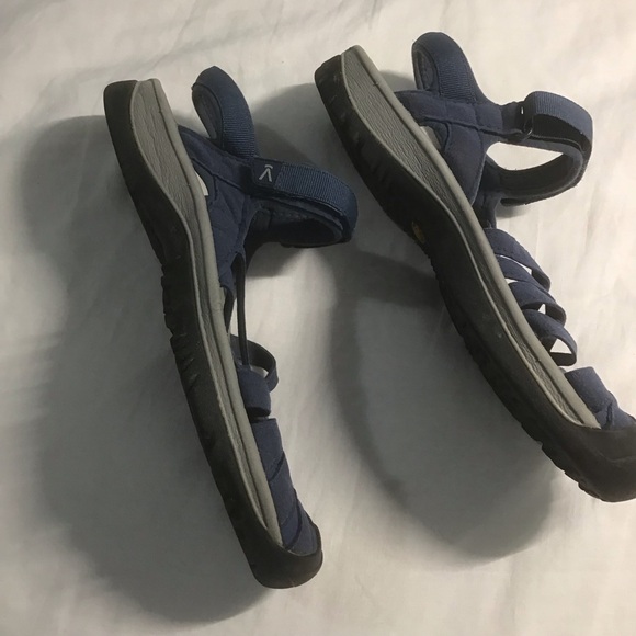 Keen Rose Sandal in Navy, Size 11 - Picture 3 of 9